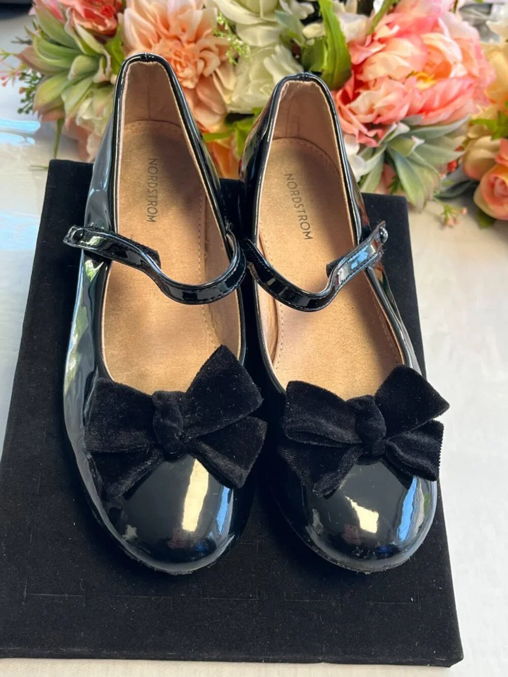 Nordstrom Kids Nolillie Black Patent Bow Mary Janes Size 4M
